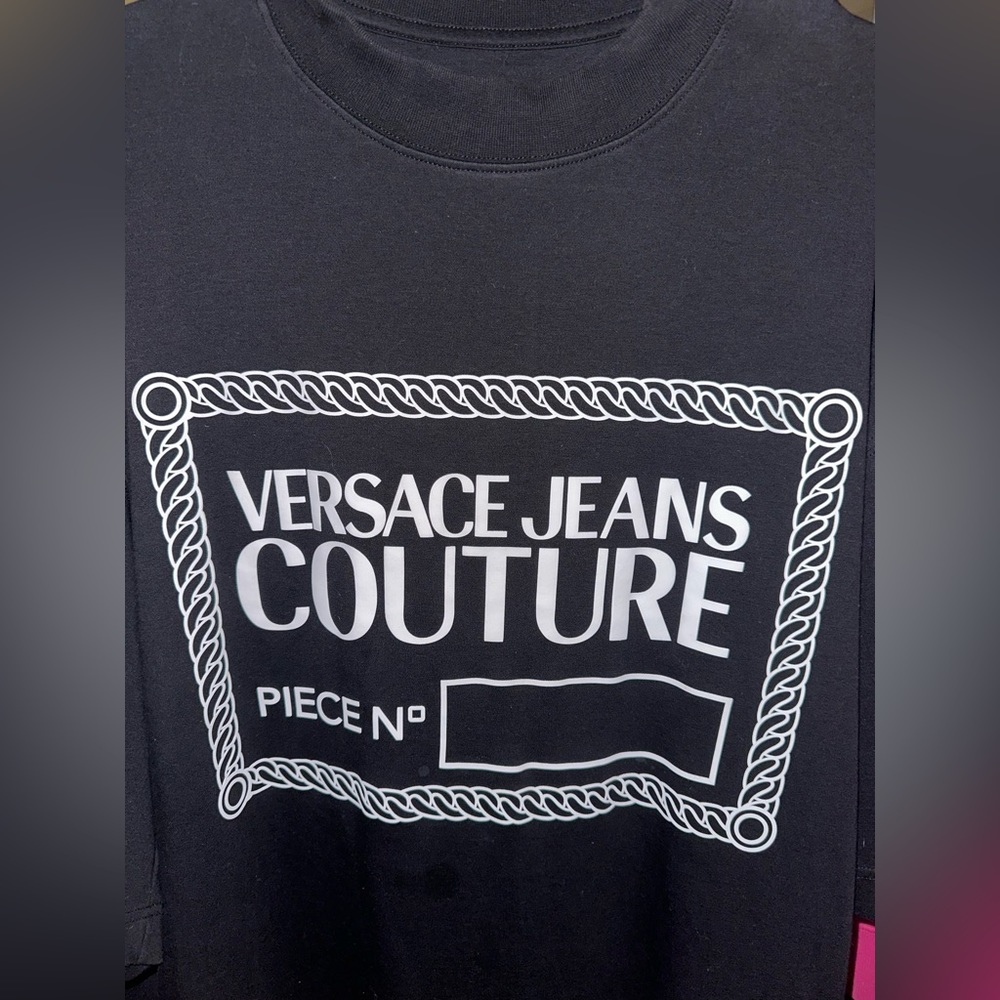 VERSACE - Picture 3 of 7